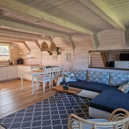 Holiday home Zielone Wzgorze *